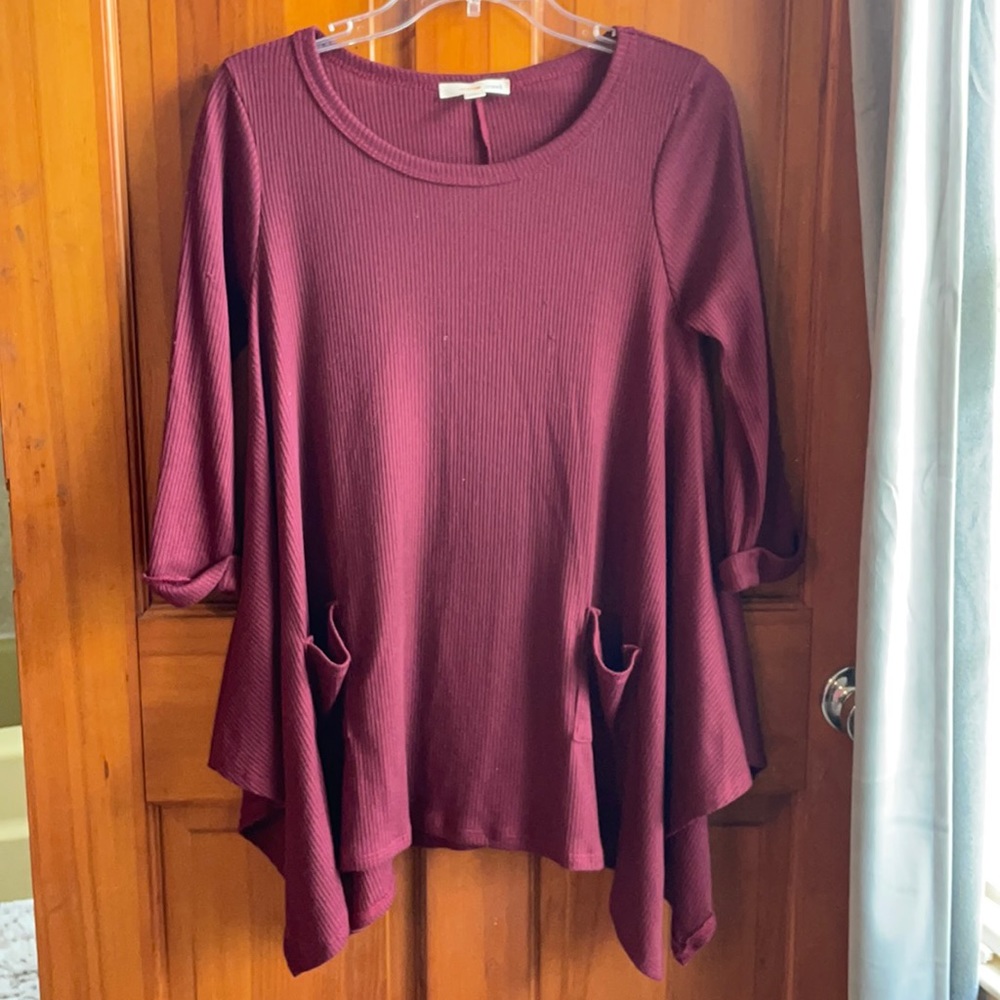 Orange Creek maroon ribbed top small